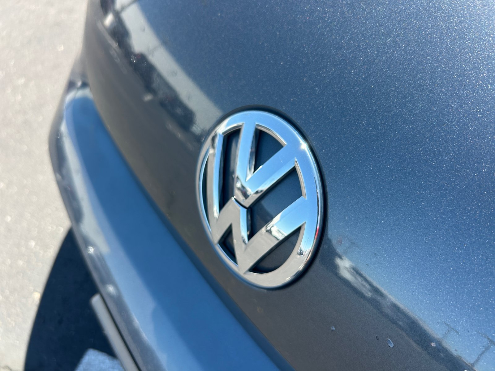 Used 2019 Volkswagen Beetle 2.0T S FWD image 23