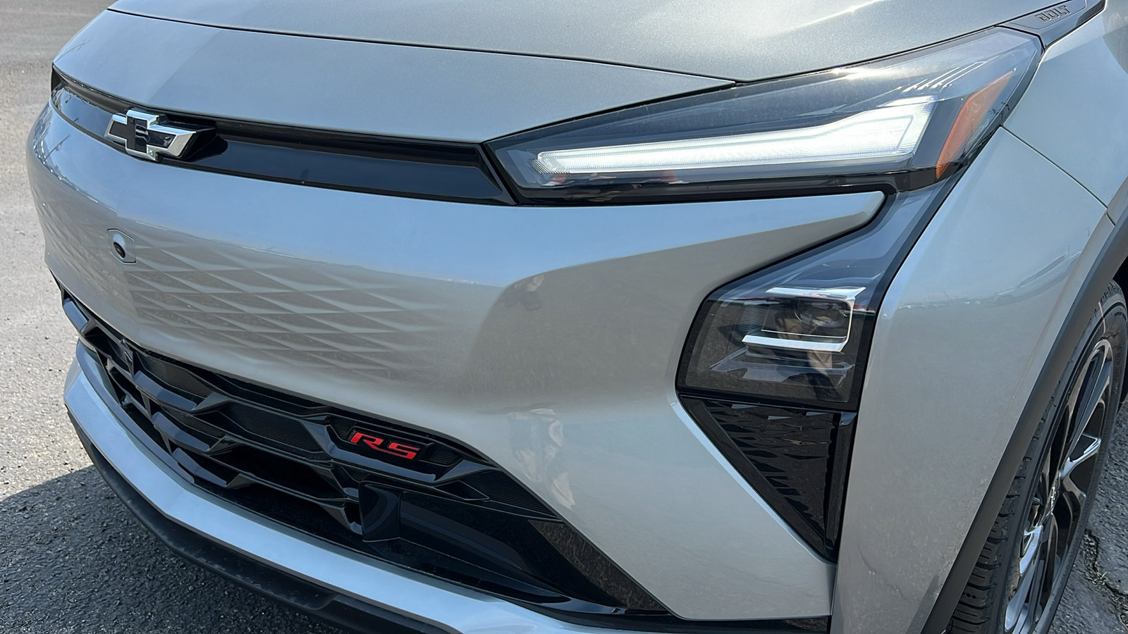 New 2027 Chevrolet Bolt RS w/ Technology Package FWD image 9