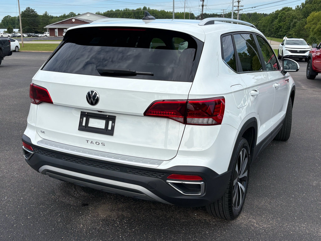 Used 2023 Volkswagen Taos SE FWD image 5