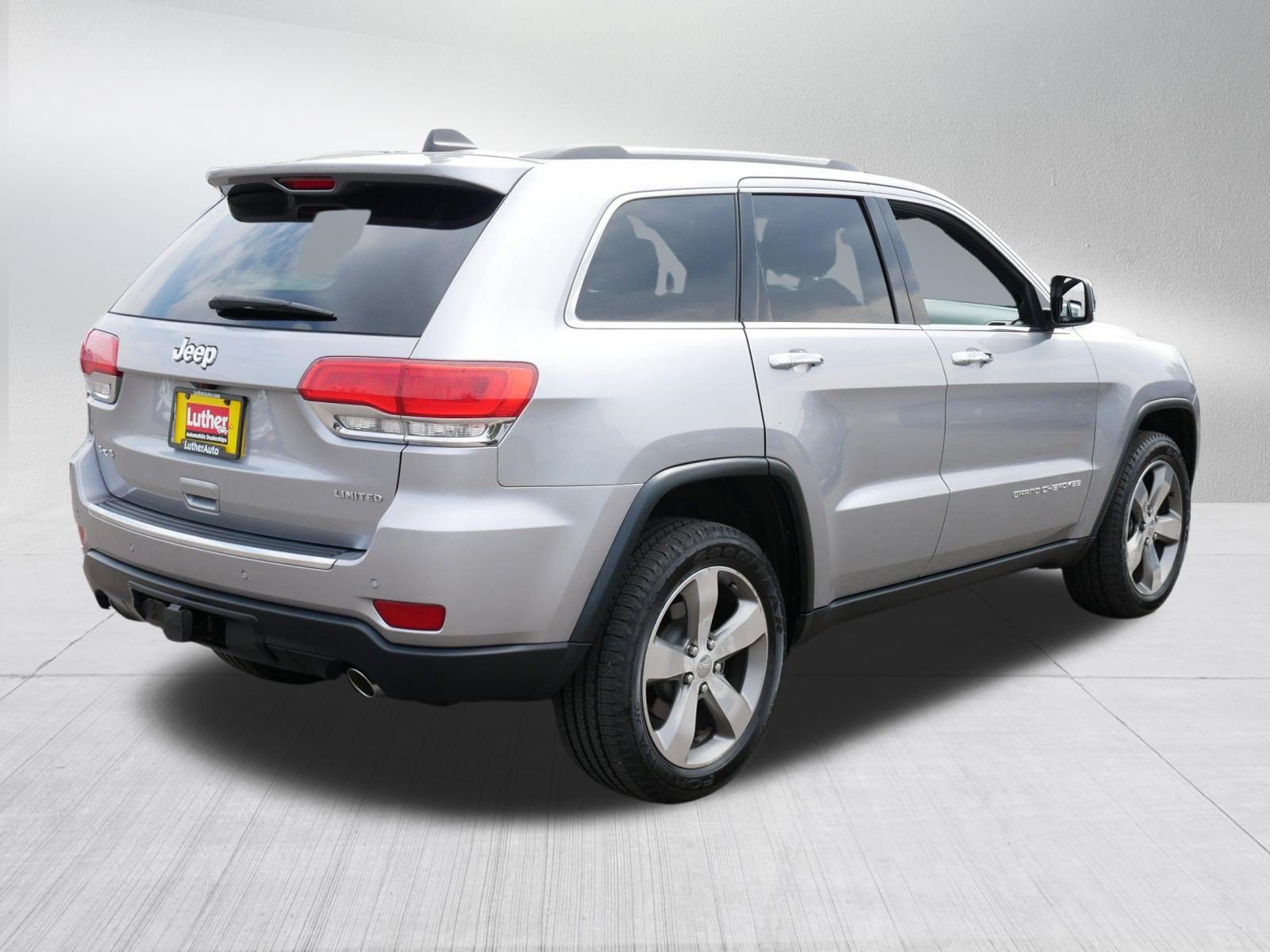Used 2014 Jeep Grand Cherokee Limited w/ Trailer Tow Group IV AWD/4WD image 7