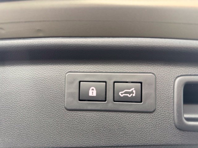 Used 2024 Subaru Forester Premium AWD/4WD image 25