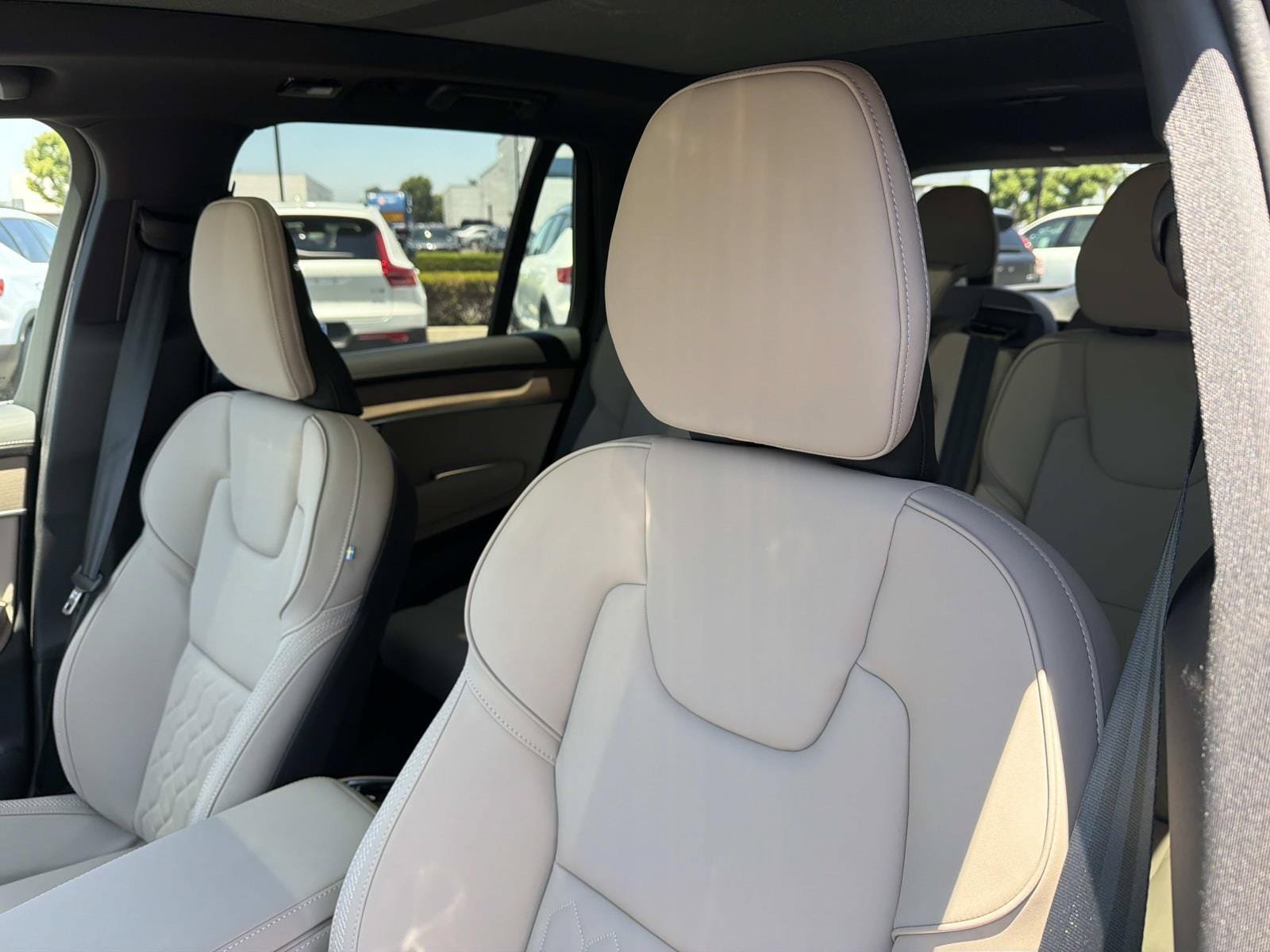 New 2026 Volvo XC90 T8 Plus AWD/4WD image 15
