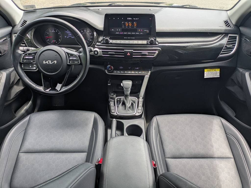 Used 2023 Kia Seltos EX AWD/4WD image 15