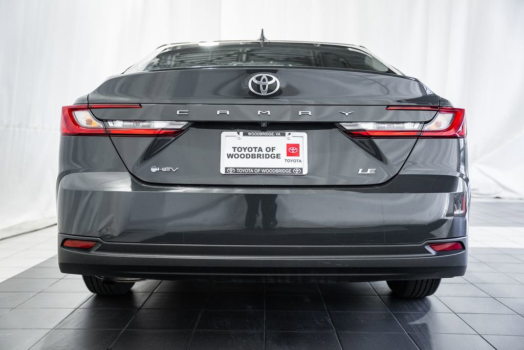 Used 2025 Toyota Camry LE image 5