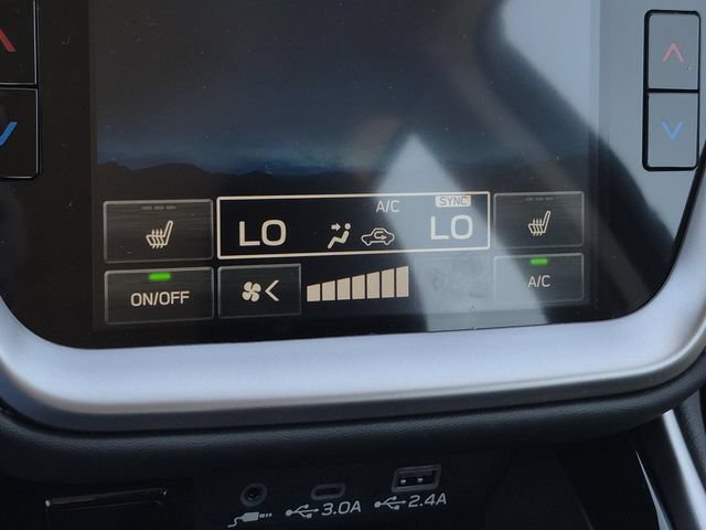 Certified 2025 Subaru Legacy Premium AWD/4WD image 39