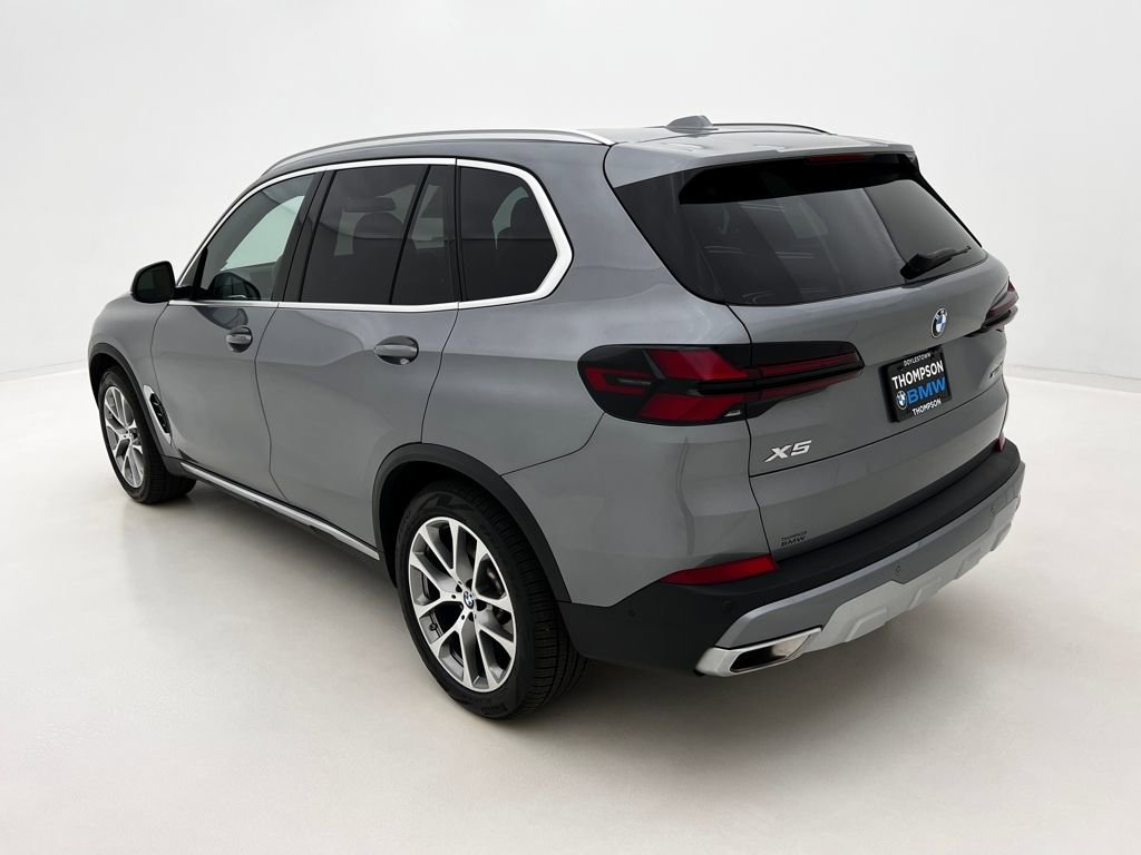 Certified 2024 BMW X5 xDrive40i w/ Premium Package AWD/4WD image 9