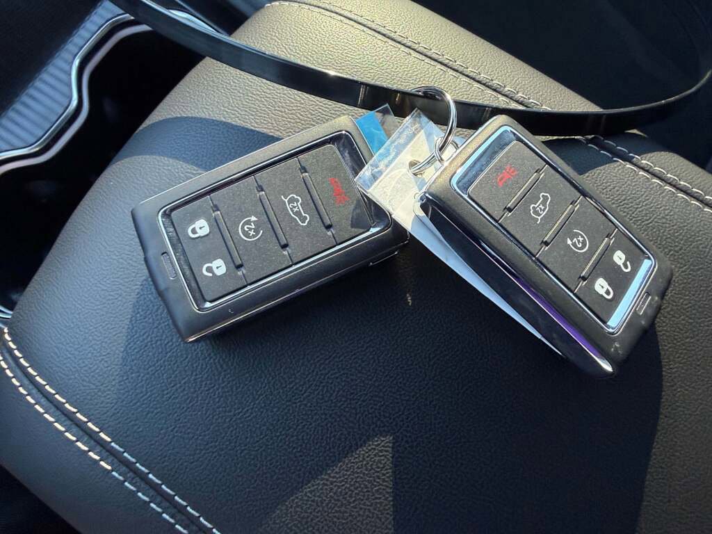 New 2026 Jeep Grand Cherokee Altitude image 29