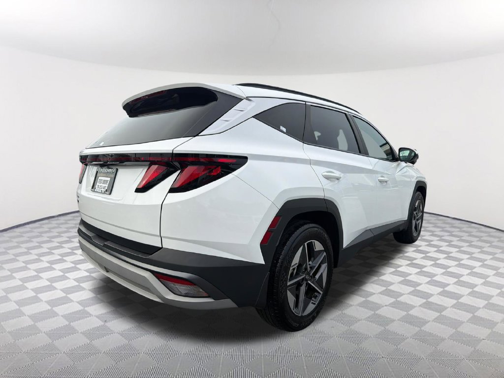 Used 2025 Hyundai Tucson SEL FWD image 5
