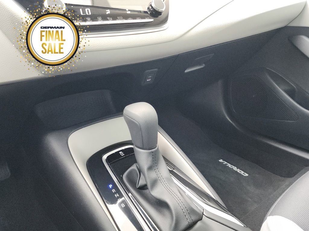 Used 2025 Toyota Corolla LE image 23