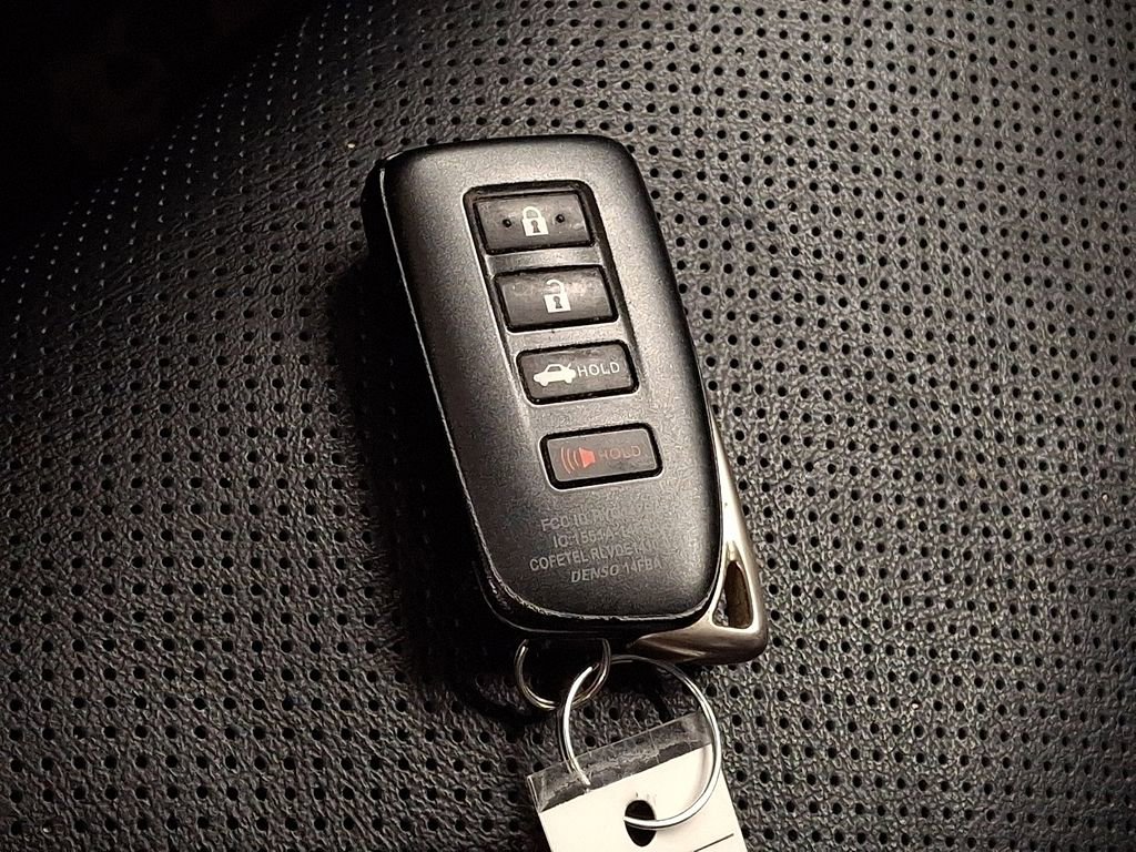 Used 2016 Lexus ES 350 FWD image 25