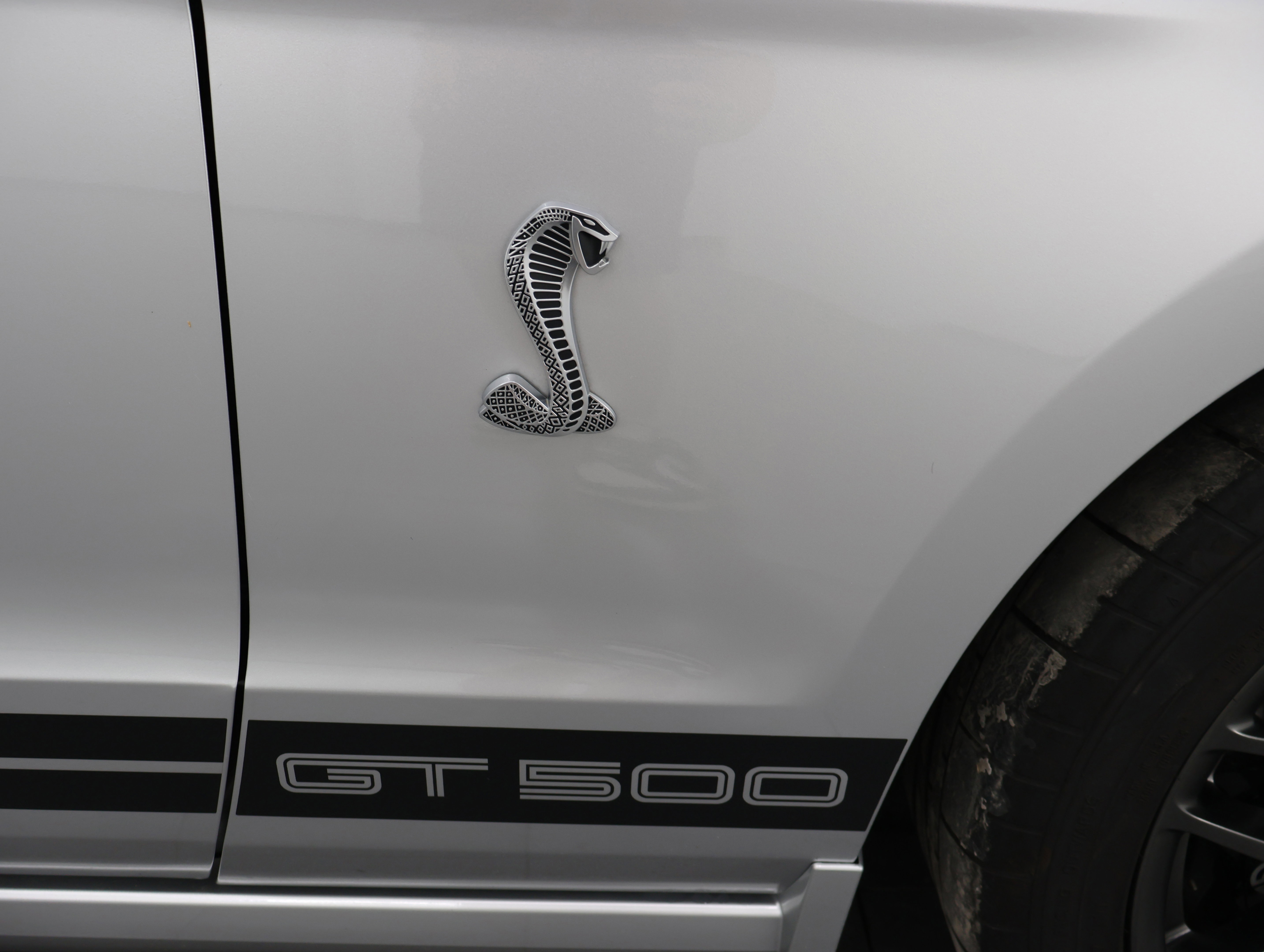 Used 2014 Ford Mustang Shelby GT500 w/ Equipment Group 821A RWD image 25