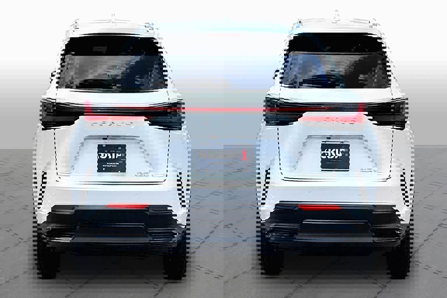 Used 2025 Lexus NX 250 FWD w/ Accessory Package (Z1) image 5