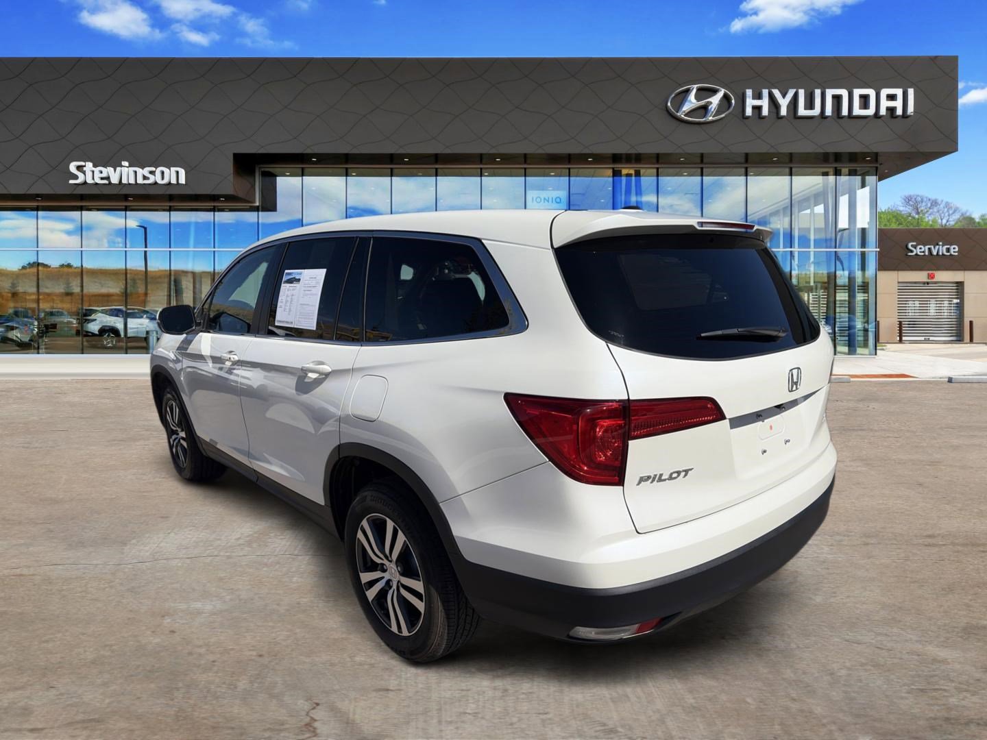 Used 2018 Honda Pilot EX-L image 6