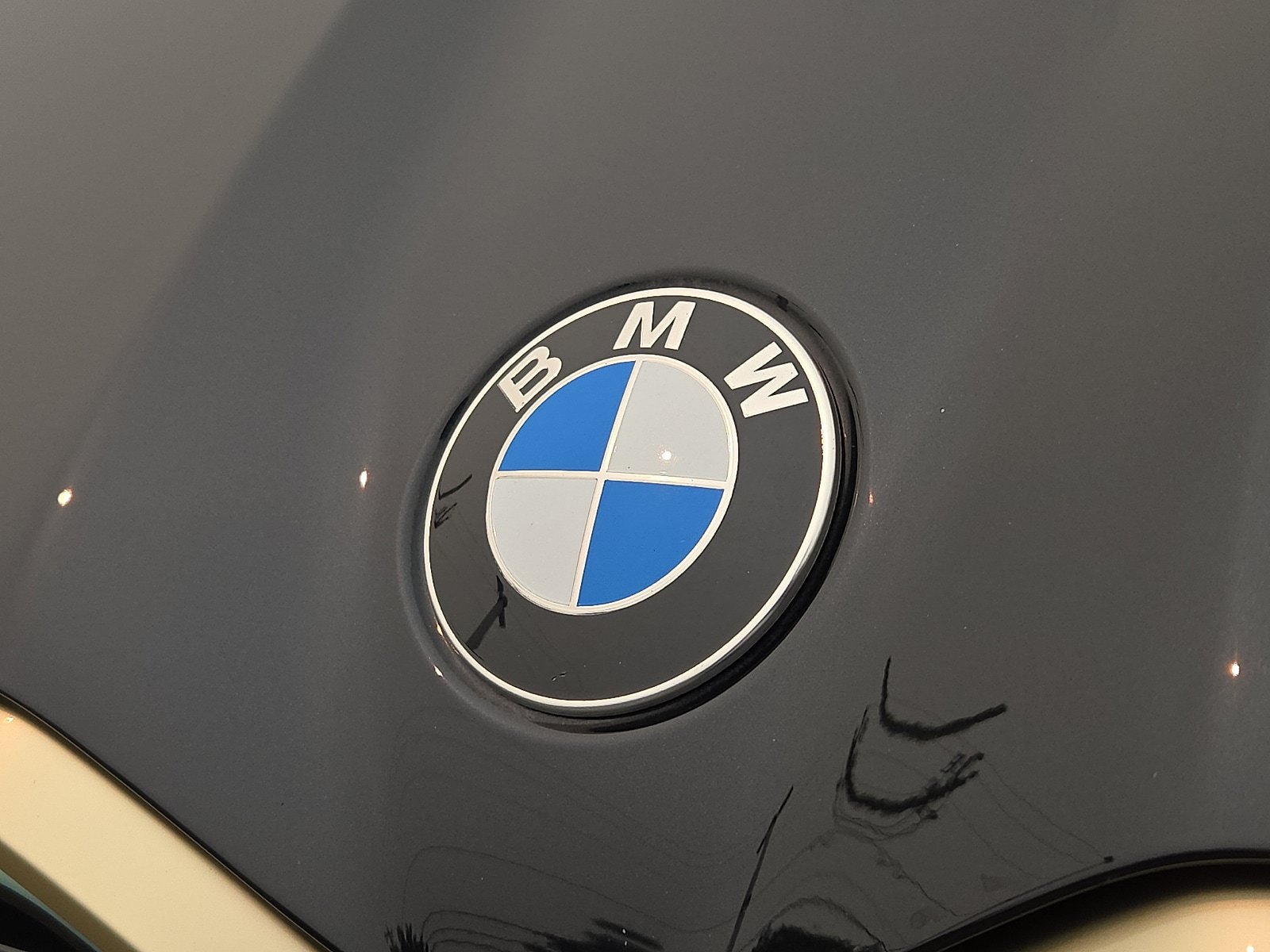 Used 2023 BMW XM w/ M Driver's Package AWD/4WD image 31