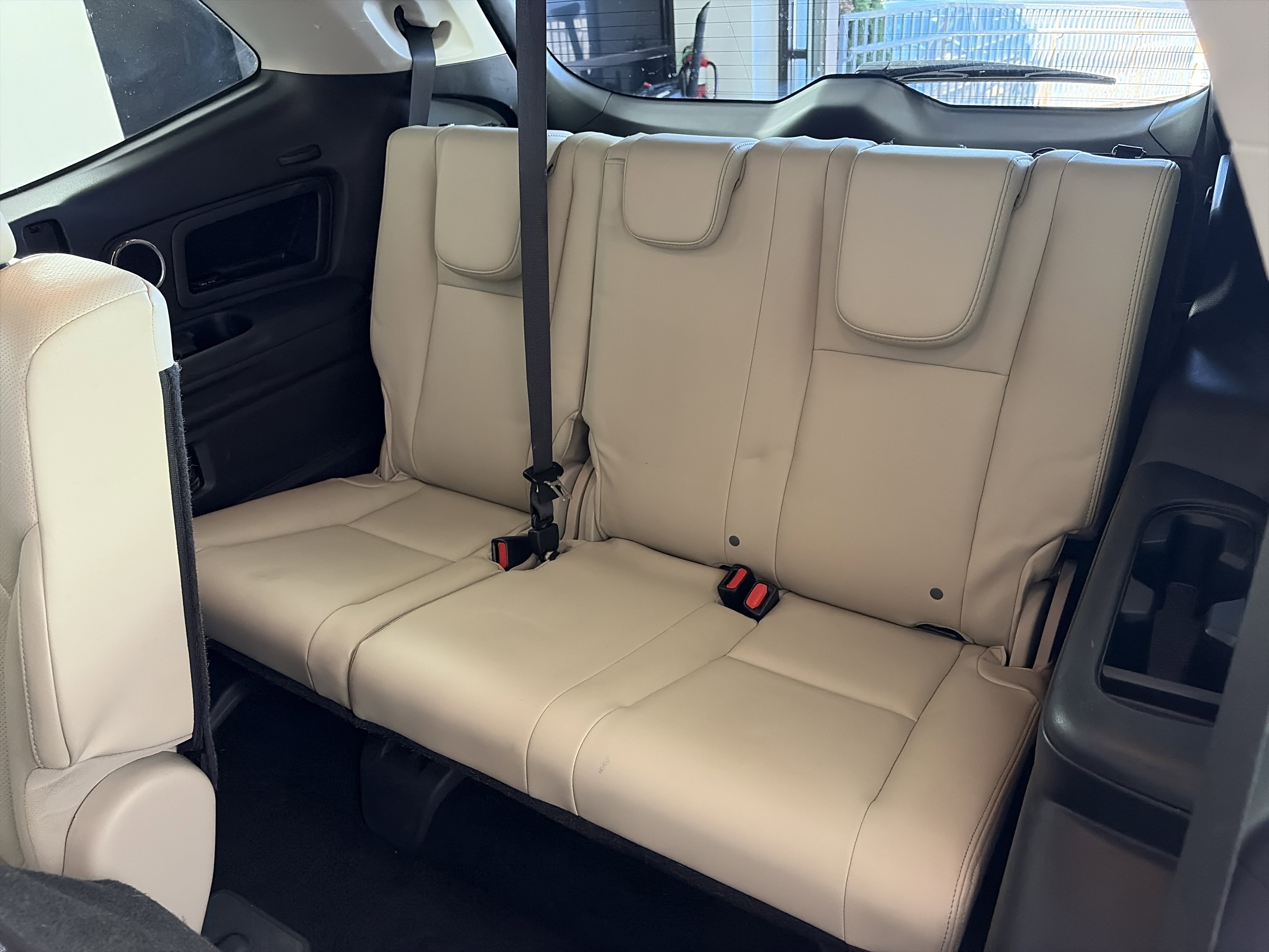 Used 2019 Subaru Ascent Limited w/ Popular Package #3 AWD/4WD image 8