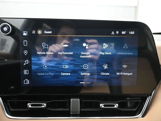 New 2026 Chevrolet Equinox ACTIV w/ Convenience Package III image 17