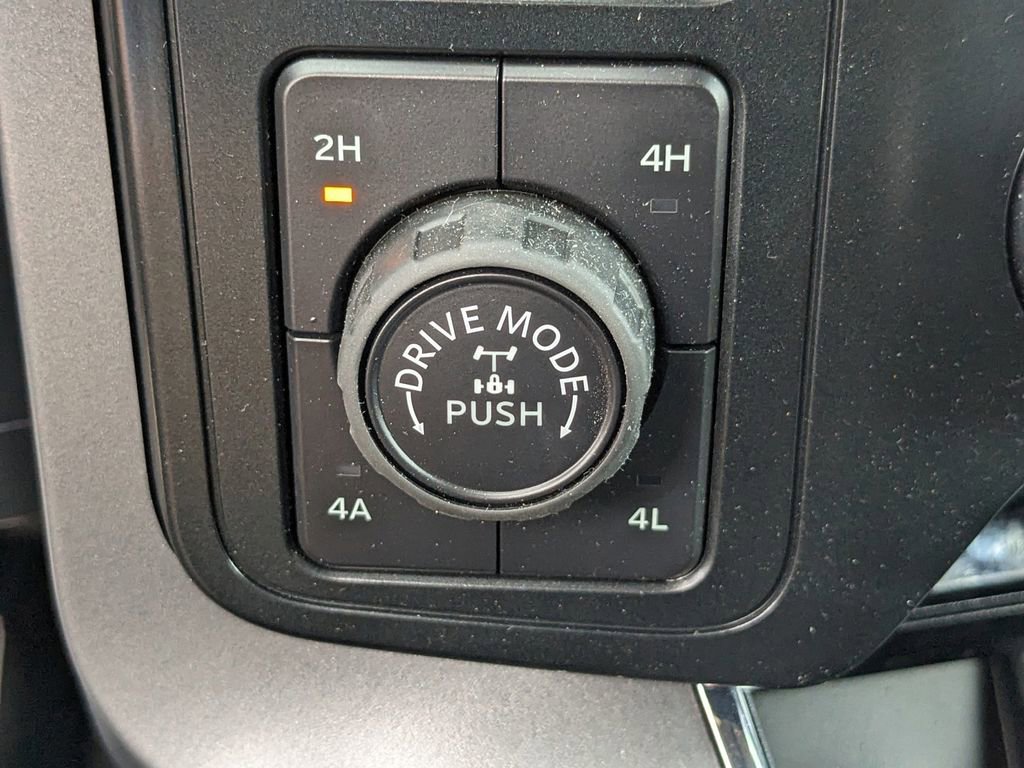 New 2025 Ford F150 Lariat w/ Equipment Group 501A Mid image 27