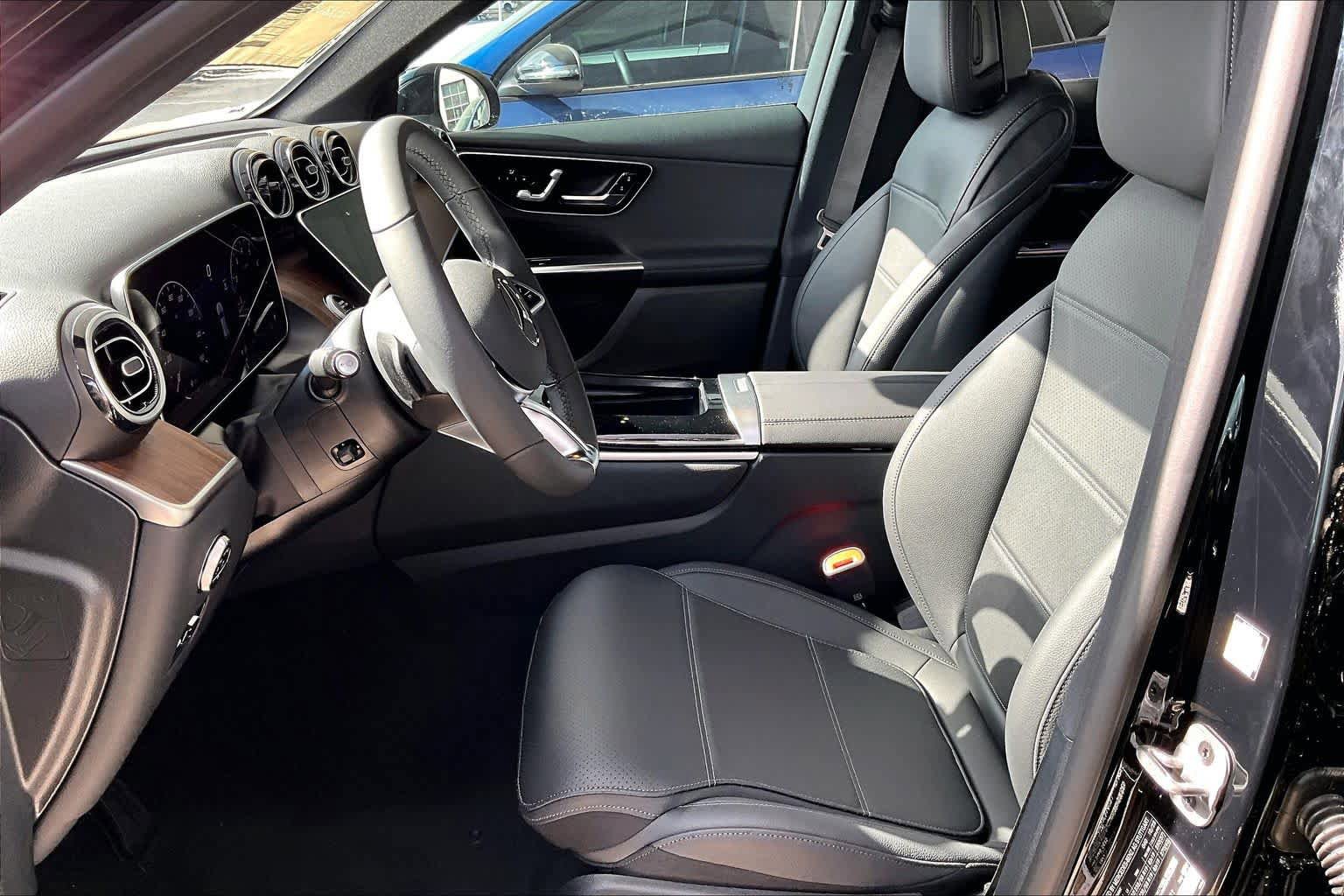 New 2026 Mercedes-Benz GLC 300 image 17