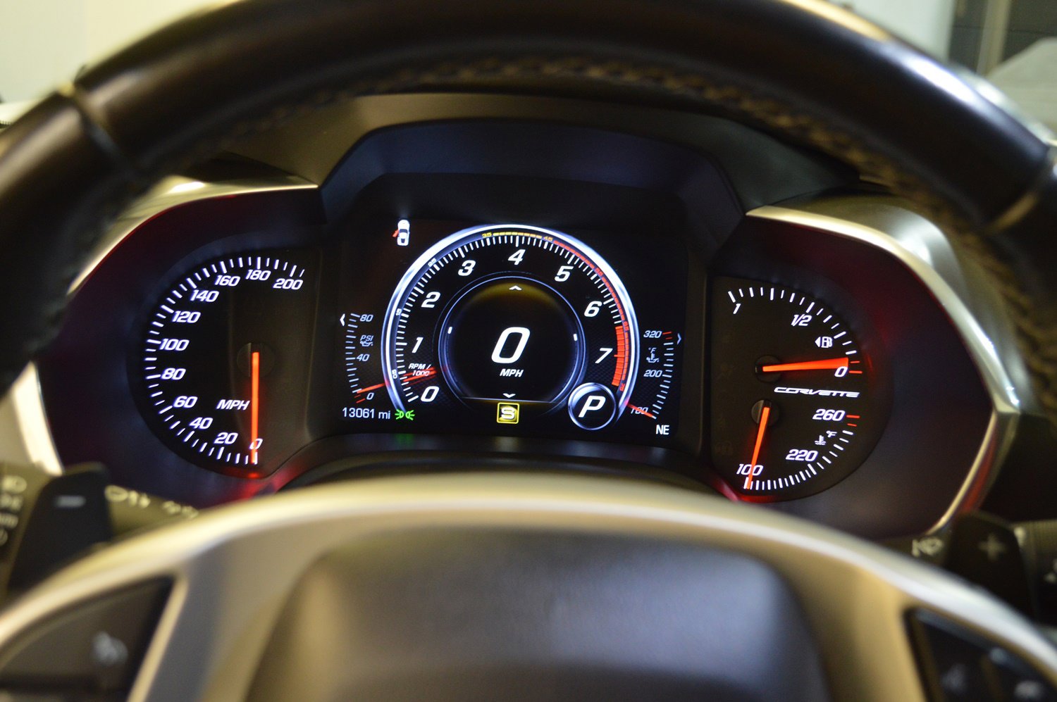 Used 2019 Chevrolet Corvette Grand Sport w/ Carbon Flash Badge Package image 17