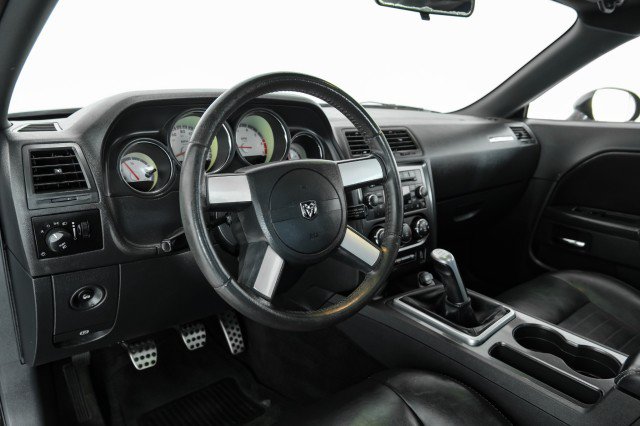 Used 2009 Dodge Challenger R/T RWD image 12