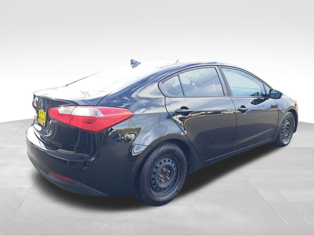 Used 2016 Kia Forte LX image 6