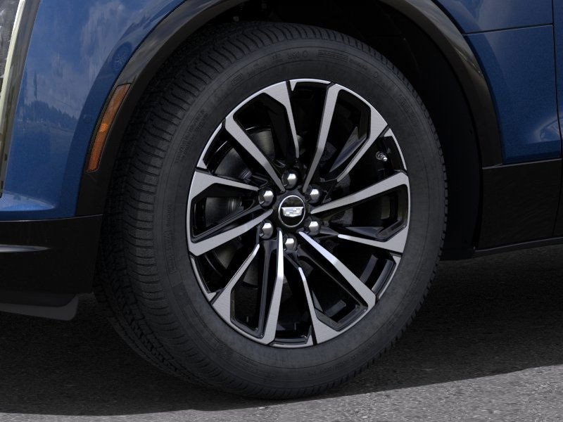 Used 2025 Cadillac Lyriq Sport image 10