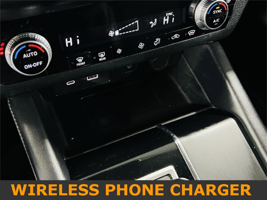 Used 2024 Mitsubishi Outlander SE image 9