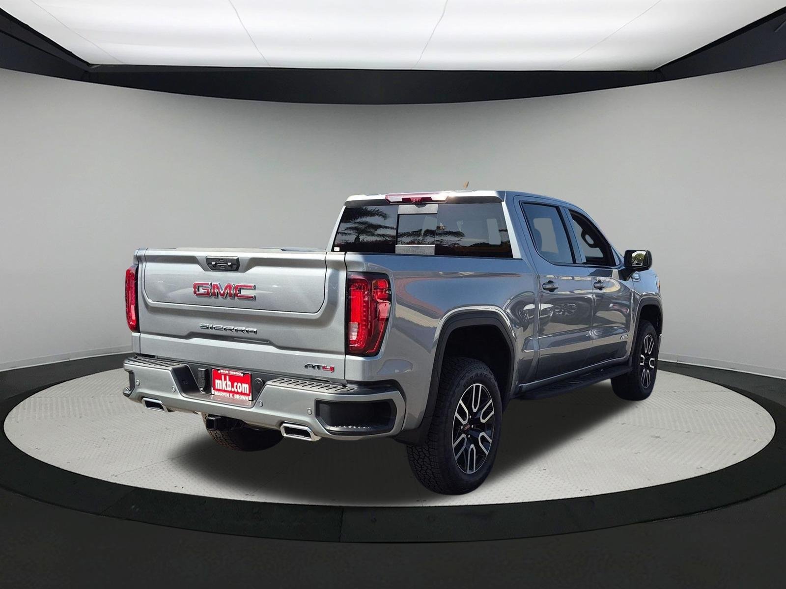 New 2026 GMC Sierra 1500 AT4 w/ AT4 Premium Package AWD/4WD image 5