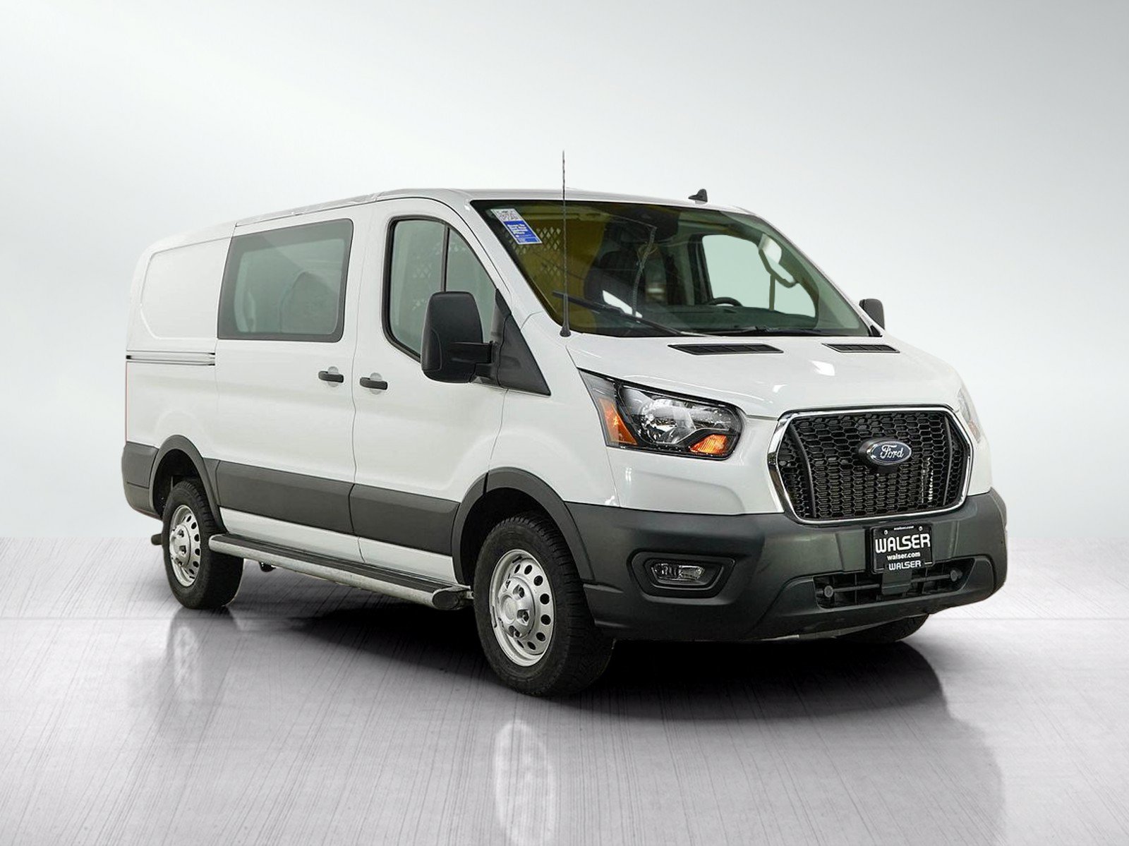 Used 2023 Ford Transit 250 Low Roof AWD w/ Exterior Upgrade Package image 7