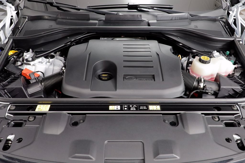 New 2025 Land Rover Range Rover SE AWD/4WD image 24