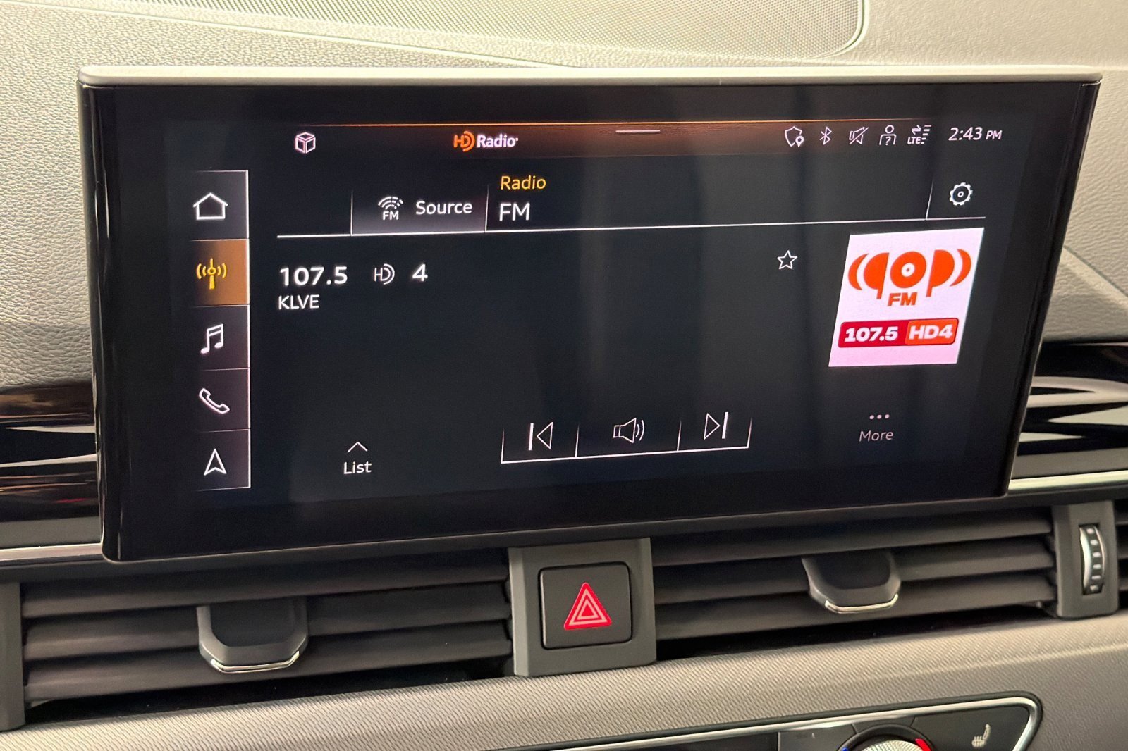 Used 2023 Audi A4 2.0T Premium Plus w/ Premium Plus Package image 16