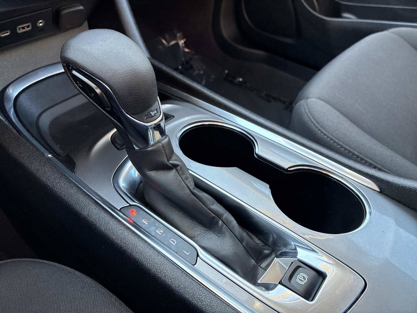 Used 2023 Chevrolet Malibu LT FWD image 29