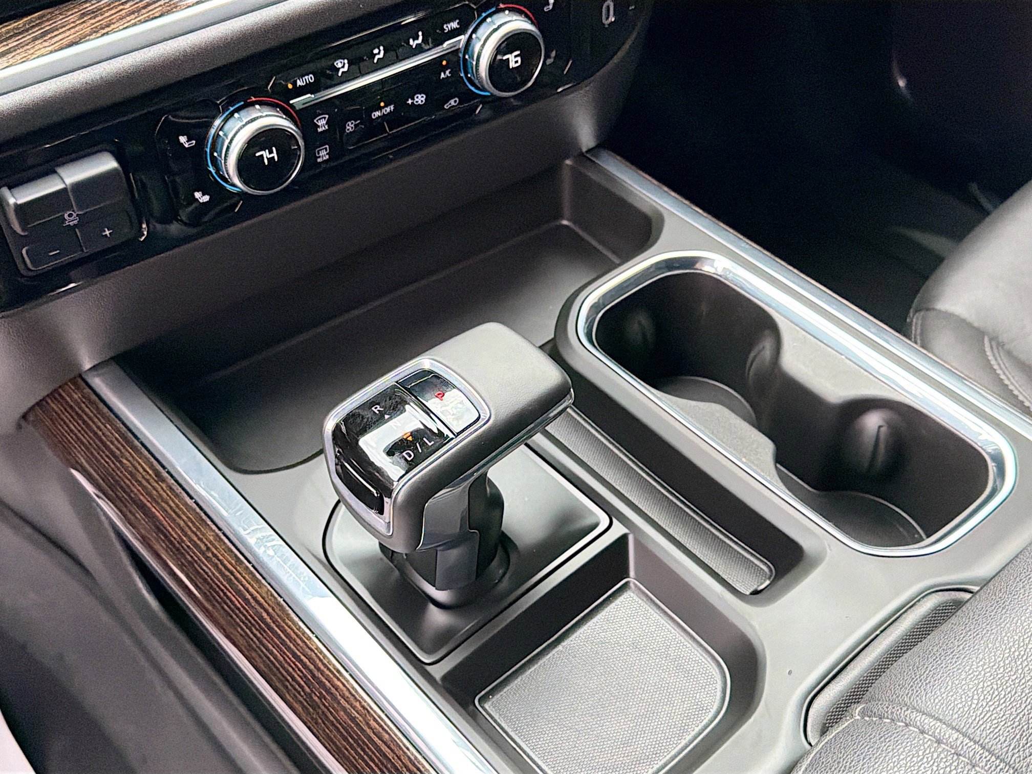 Used 2025 GMC Sierra 1500 Elevation w/ Elevation Premium Package image 27