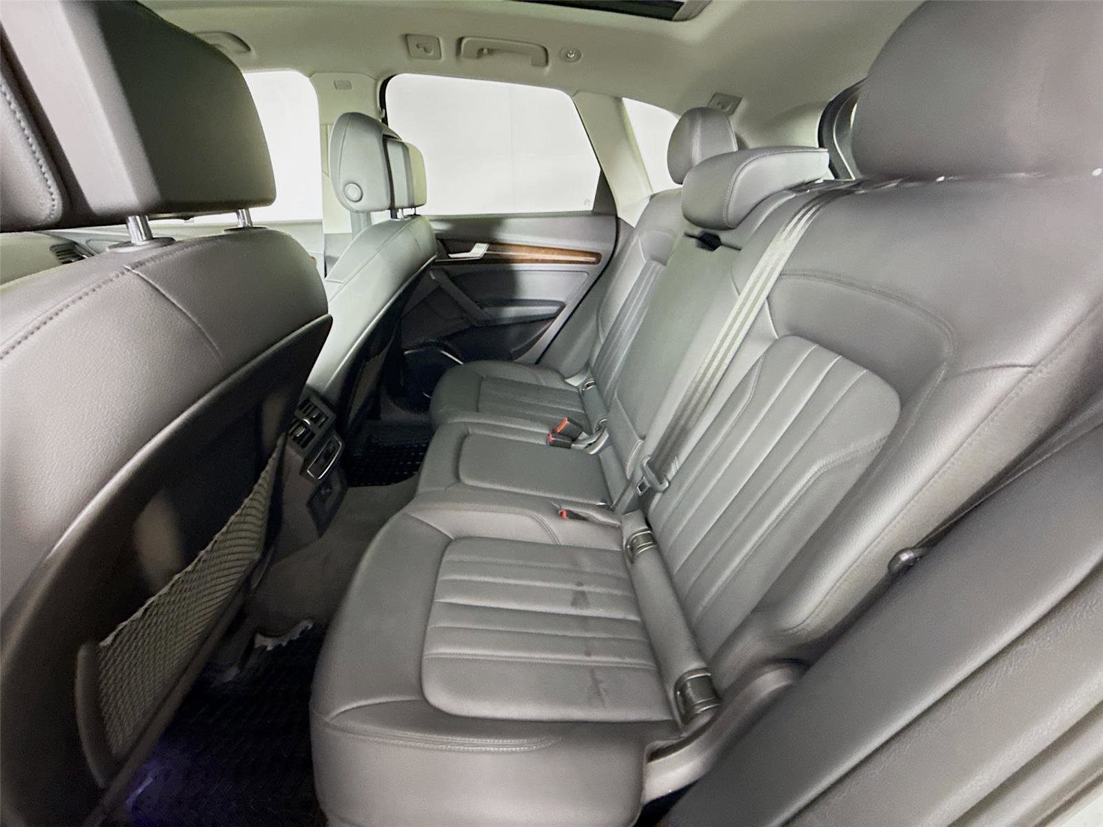 Used 2020 Audi Q5 2.0T Premium w/ Convenience Package image 11