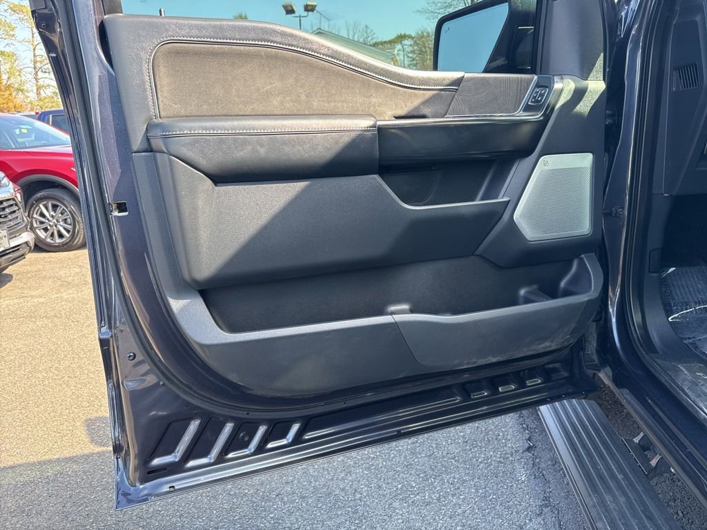 Certified 2022 Ford F150 Platinum w/ Equipment Group 701A High image 15