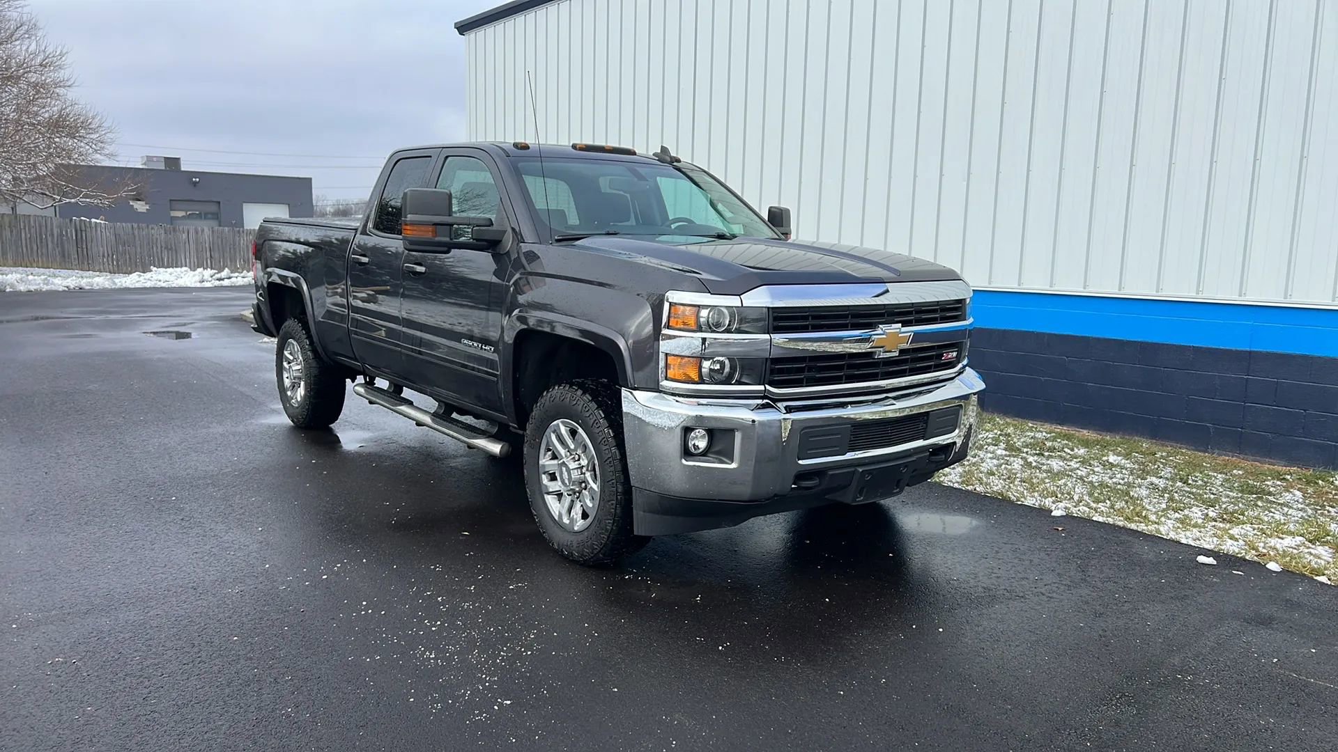 Used 2016 Chevrolet Silverado 2500 LT w/ LT Convenience Package image 3