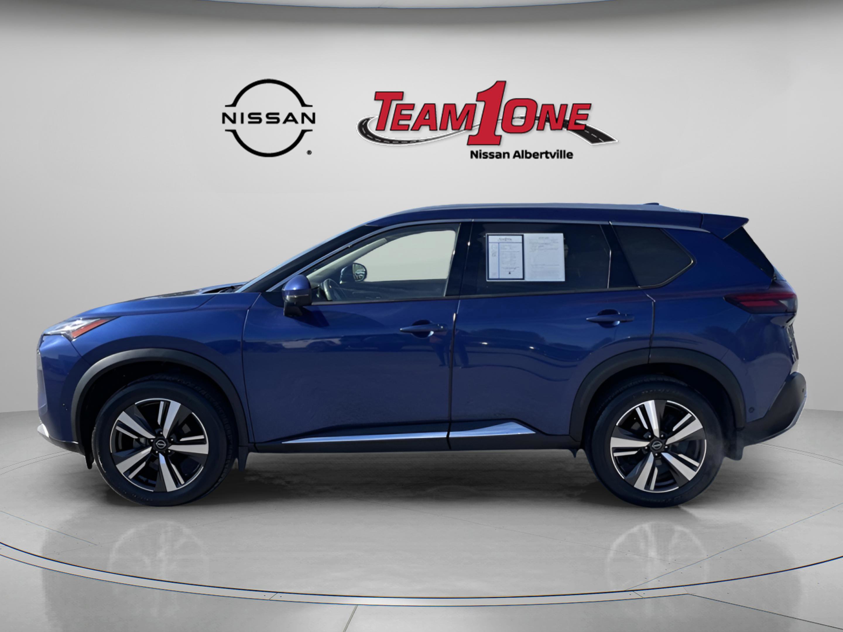 Used 2023 Nissan Rogue Platinum w/ Platinum Premium Package image 5