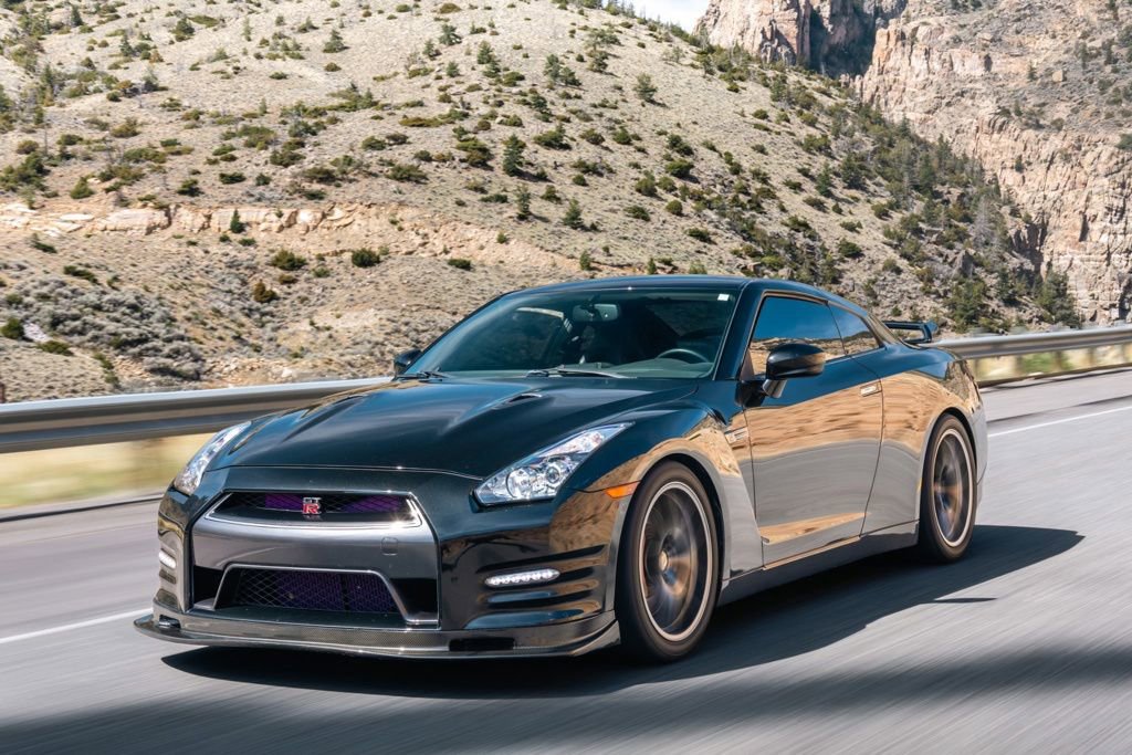 Used 2014 Nissan GT-R Premium AWD/4WD image 3