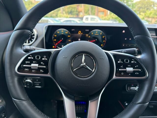 Used 2021 Mercedes-Benz GLA 250 image 27