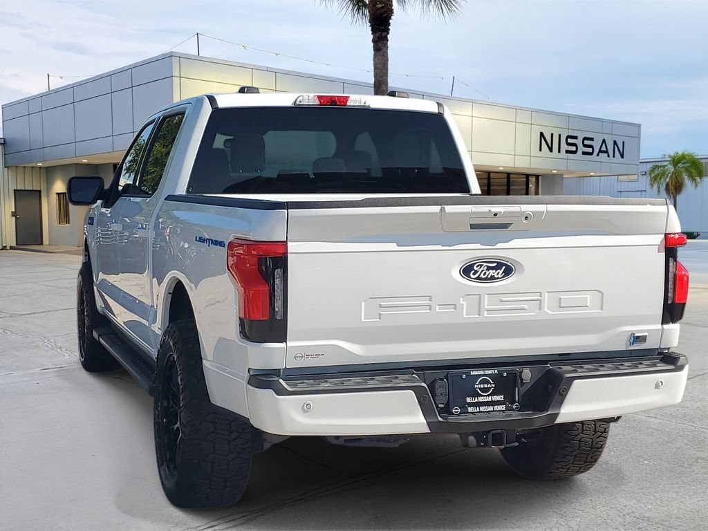 Used 2024 Ford F150 Lightning Flash AWD/4WD image 5