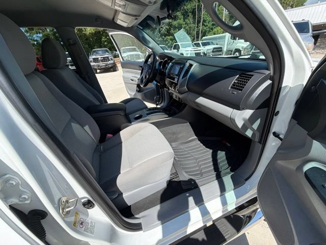 Used 2015 Toyota Tacoma PreRunner w/ SR5 Package RWD image 87