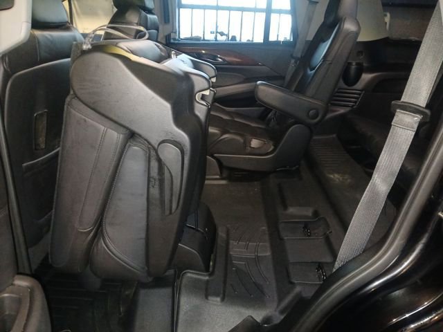 Used 2019 Cadillac Escalade Luxury image 45