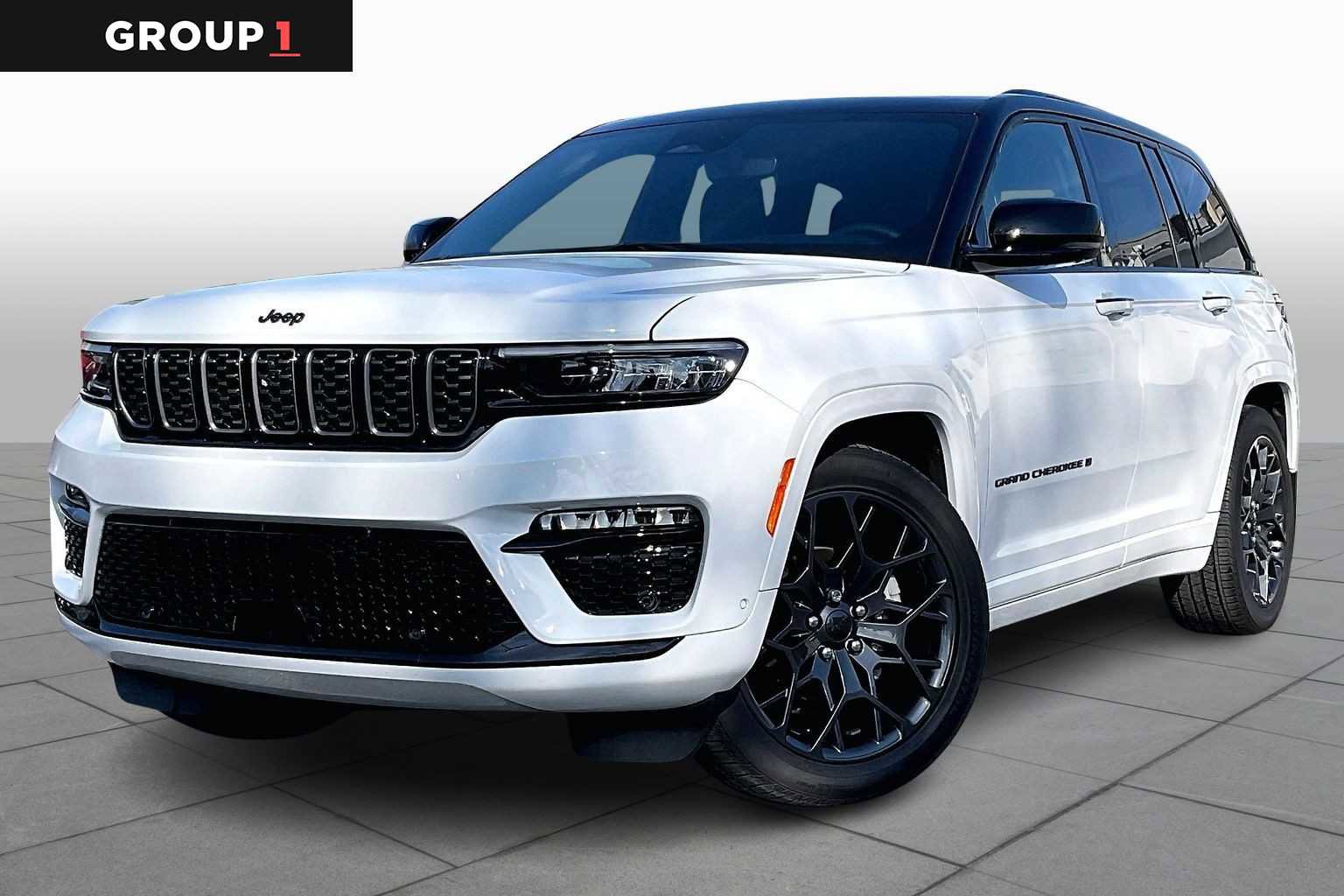 Used 2025 Jeep Grand Cherokee Summit w/ Obsidian Package image 1