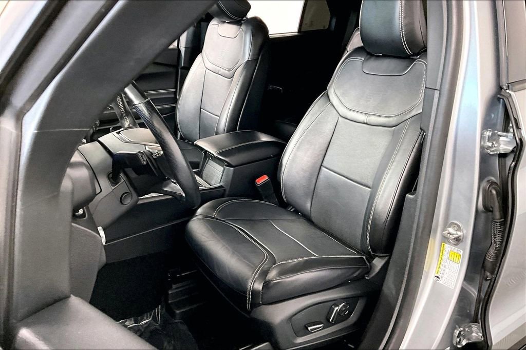 Used 2020 Ford Explorer ST w/ ST Street Pack image 25