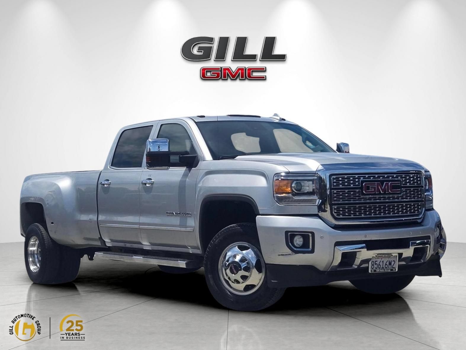 Used 2018 GMC Sierra 3500 Denali AWD/4WD image 1
