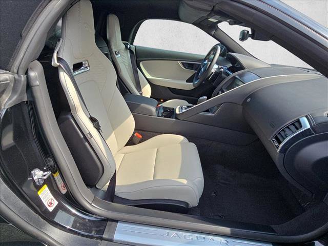 New 2024 Jaguar F-TYPE R-Dynamic image 9