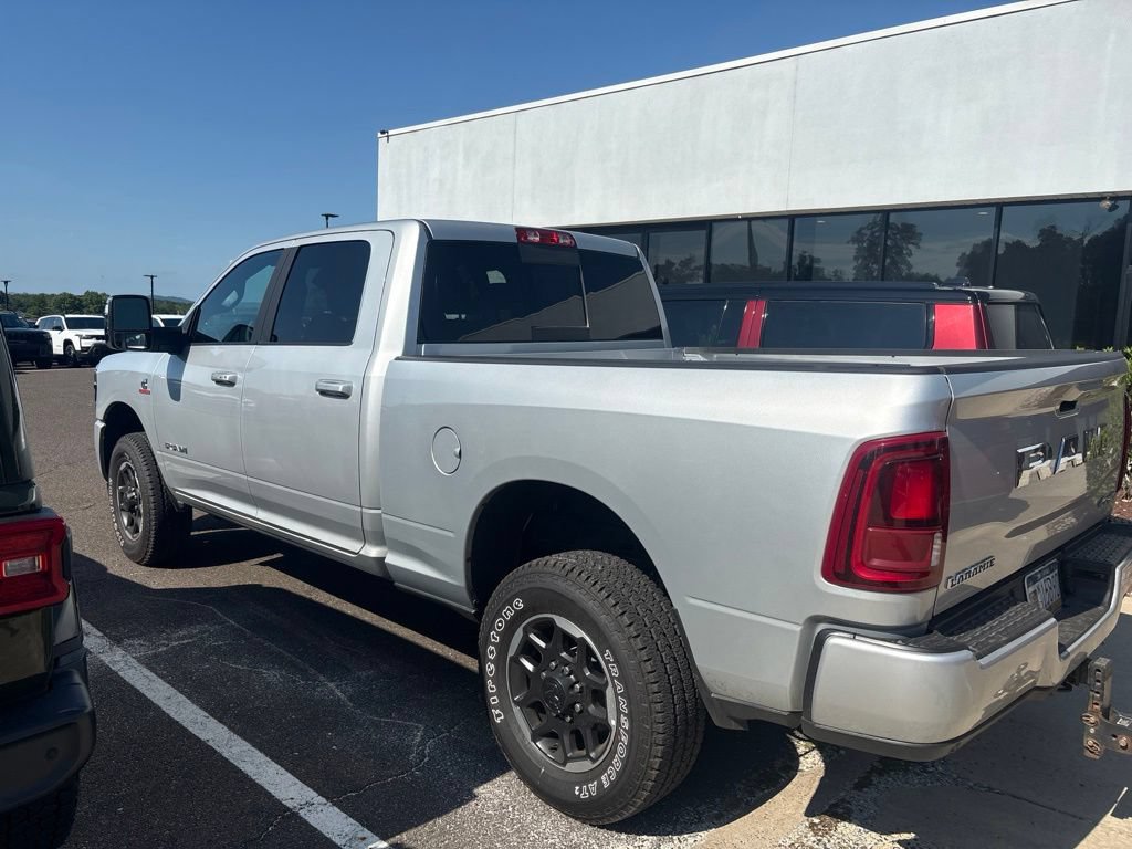 Used 2026 RAM 2500 Laramie AWD/4WD image 3