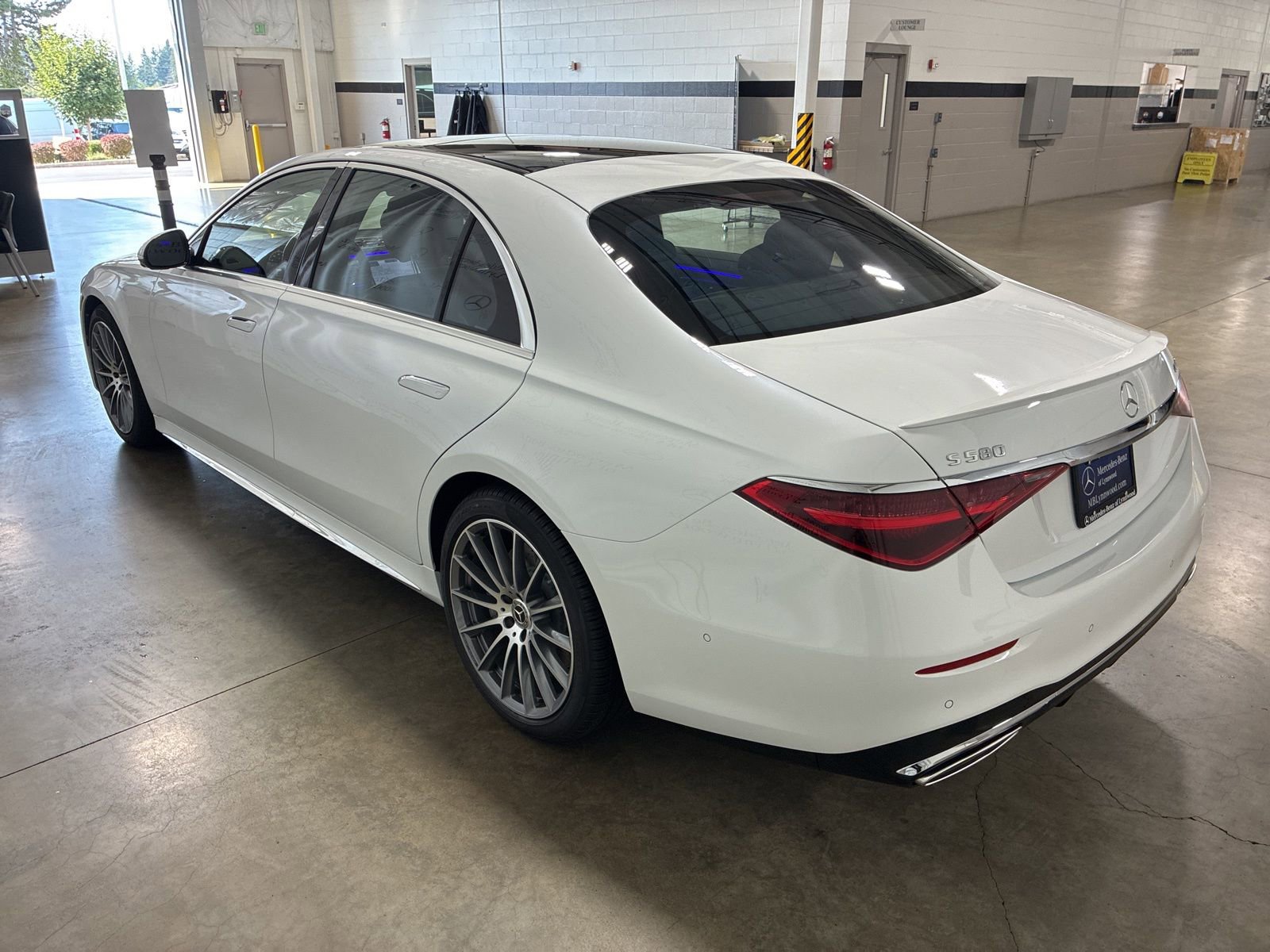 New 2026 Mercedes-Benz S 580 4MATIC Sedan image 7