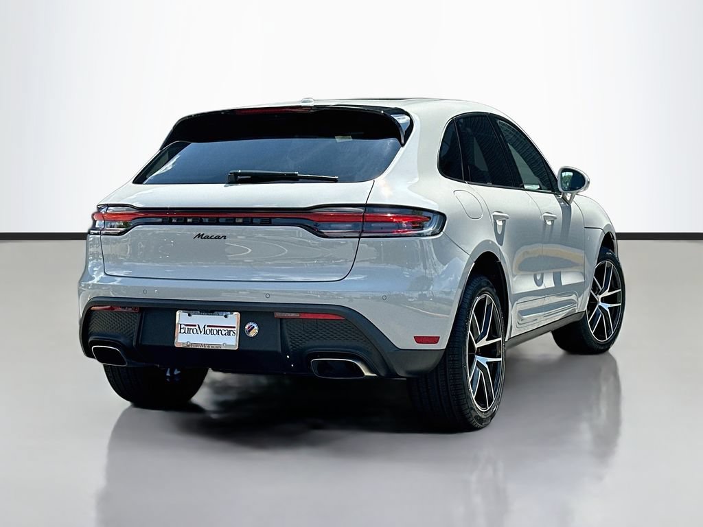 New 2026 Porsche Macan AWD/4WD image 9