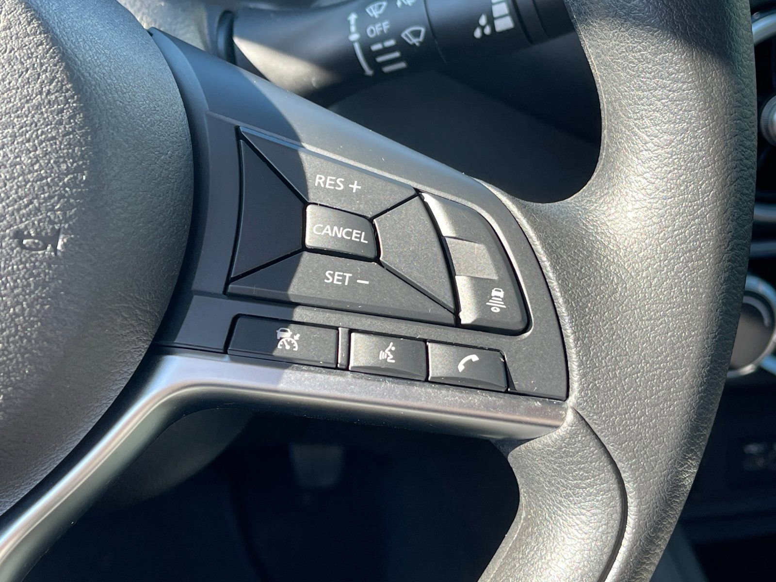 Used 2025 Nissan Sentra SV image 27